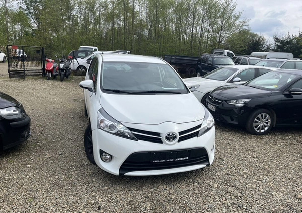 Toyota Verso cena 36700 przebieg: 150300, rok produkcji 2014 z Łaskarzew małe 232